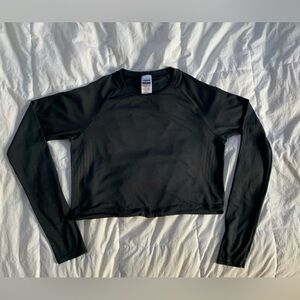 Black Gymshark Cropped Long-sleeve.